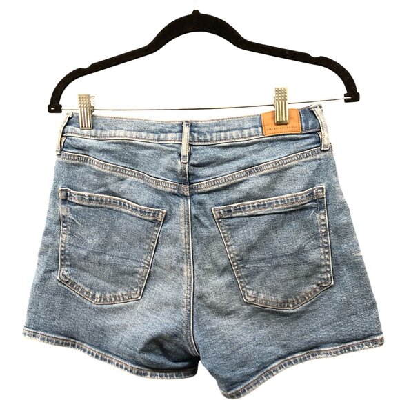 American Eagle Strigid Super High Rise Relaxed Short Womens 2 Blue Light Wash - Picture 2 of 9